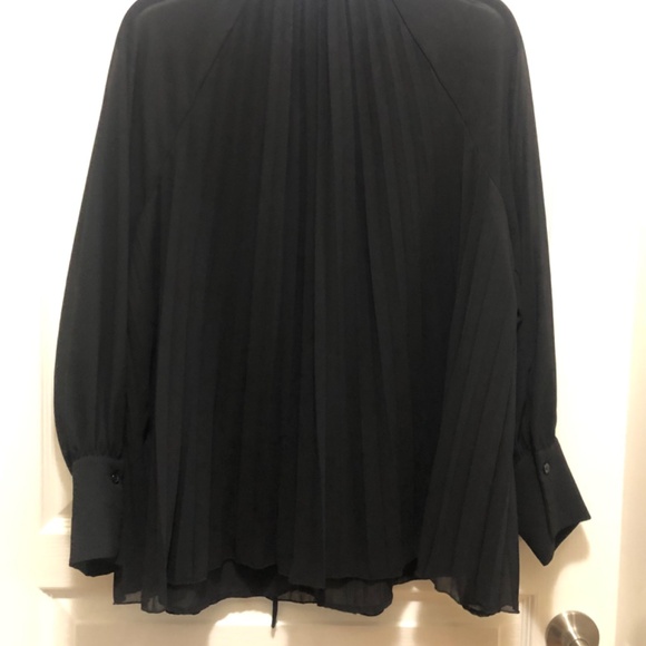 Women’s pleated black long sleeve blouse with ties size Large - Picture 2 of 5